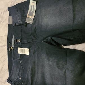 New with tags Torrid jeggings
